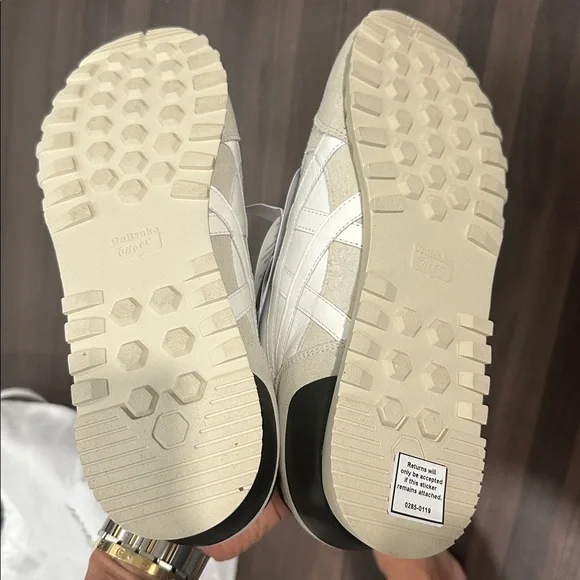 NWT Onitsuka Tiger COLORADO 85 White/White